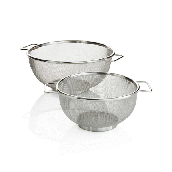 Set of 2 Mesh Colanders – Stainless Steel Strainers for Rinsing & Draining - Image 3